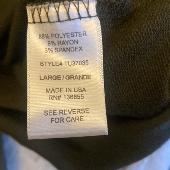 Top - Picture 4 of 4